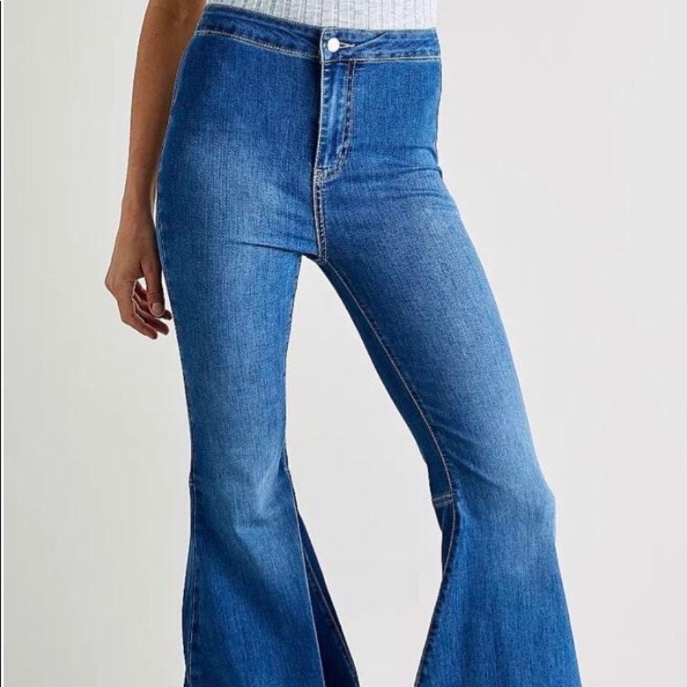 Size 25 free people flare jeans